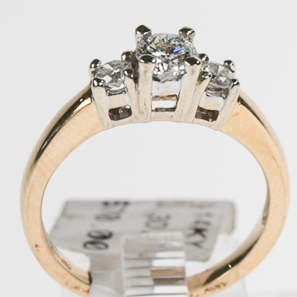 Ajaffe 3 diamond ring, NEW never worn